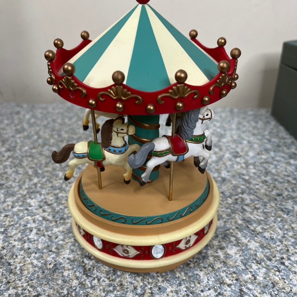Enesco Musical Carousel Horse Music Box 1980 Vintage Rotating Collectible Works